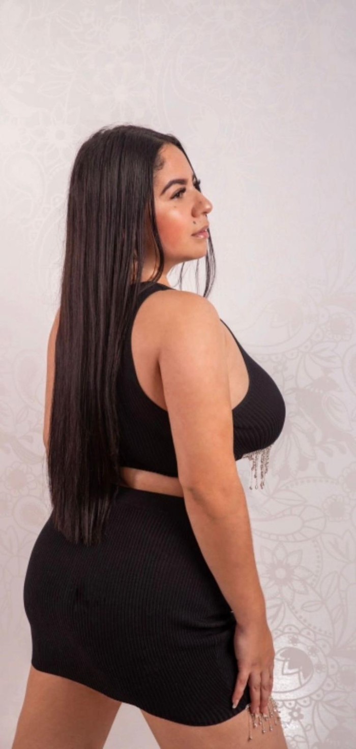 latina cariño de tierra caliente