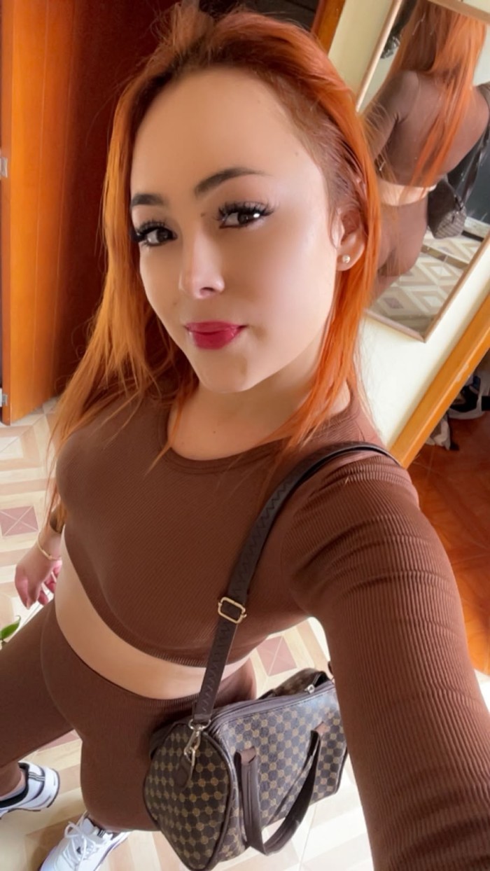 YULI COLOMBIANA JOVEN Y DIVERTIDA CON SITIO