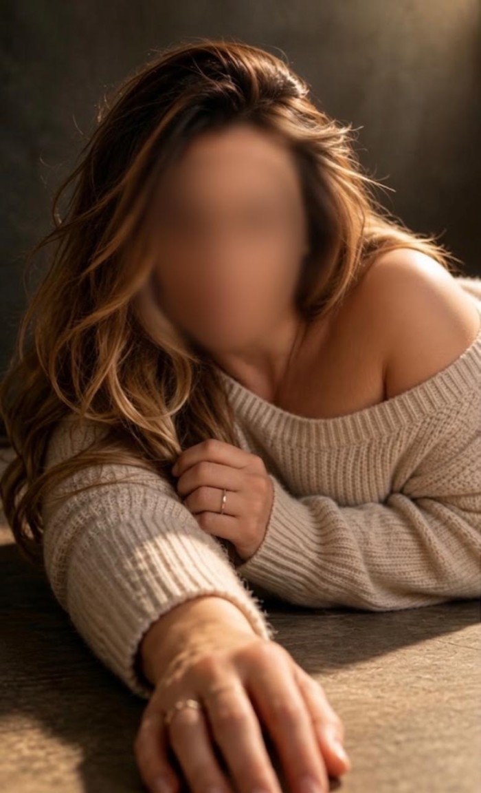 DAMA ESCORT ACOMPAÑANTE Muy DIVINA