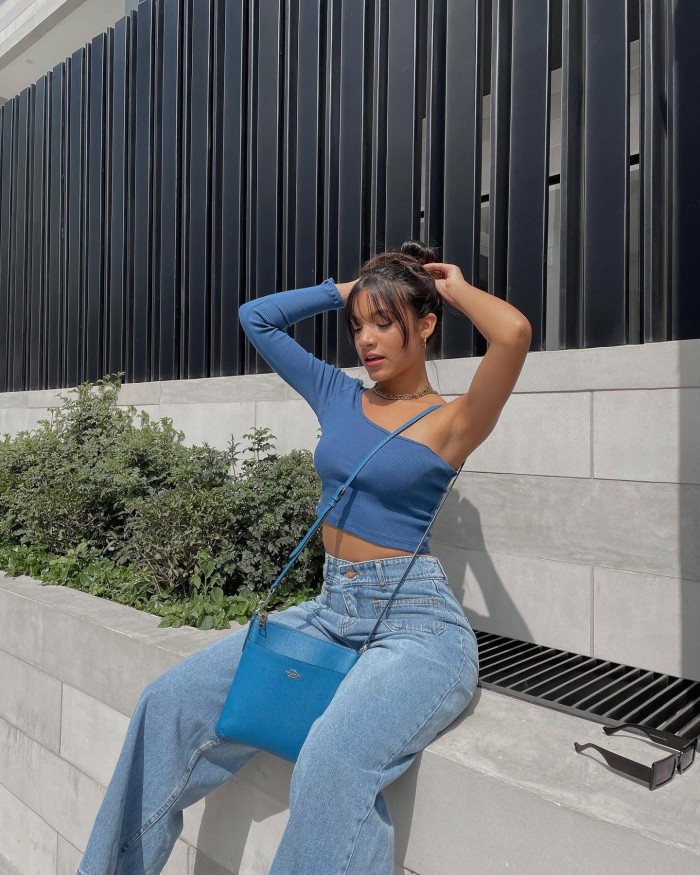 JOVEN COLOMBIANA NUEVA REN BILBAO