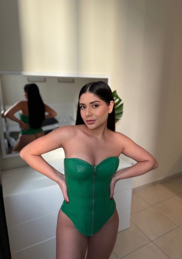 HERMOSA LATINA