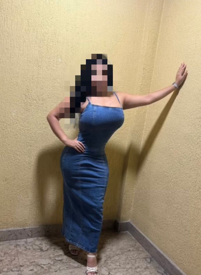 GUAPÍSIMA LATINA JUGUETONA NUEVA EN BILBAO