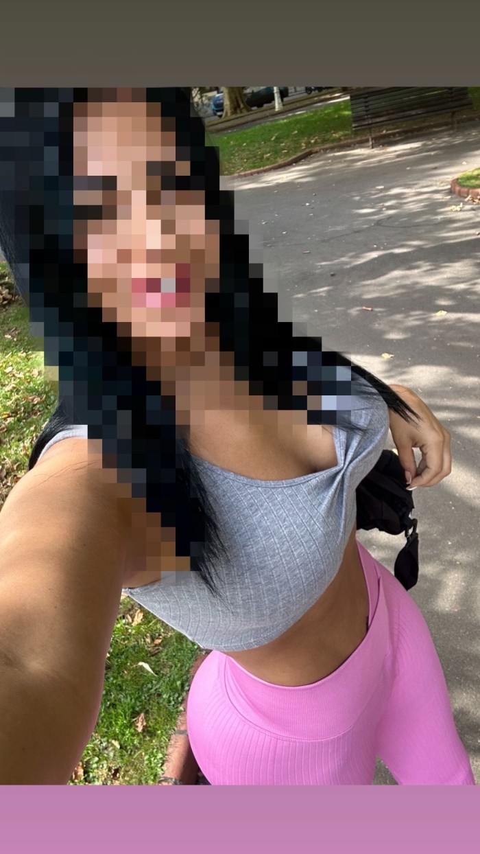 GUAPÍSIMA LATINA JUGUETONA NUEVA EN BILBAO