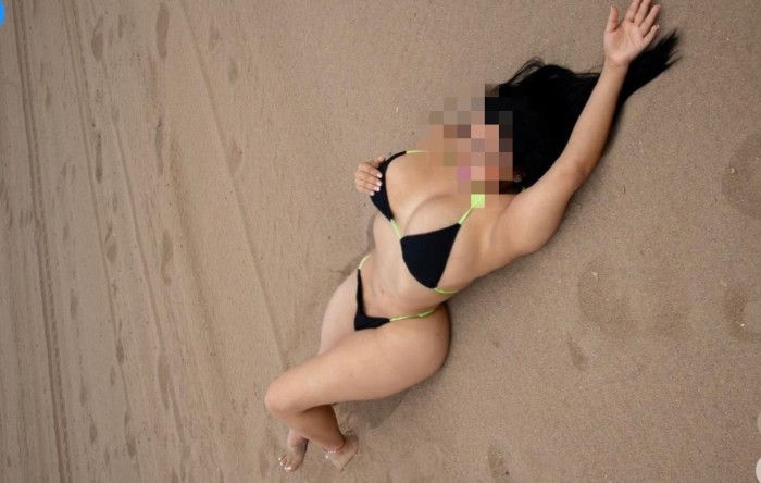 GUAPÍSIMA LATINA JUGUETONA NUEVA EN BILBAO