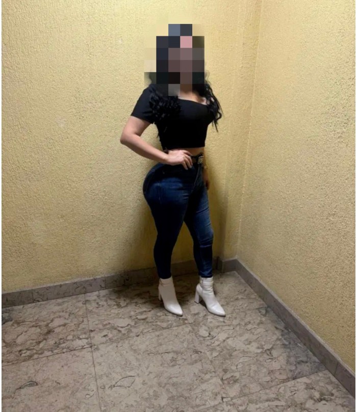 GUAPÍSIMA LATINA JUGUETONA NUEVA EN BILBAO