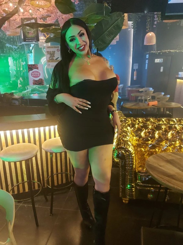 Hermoso trans Venezolana