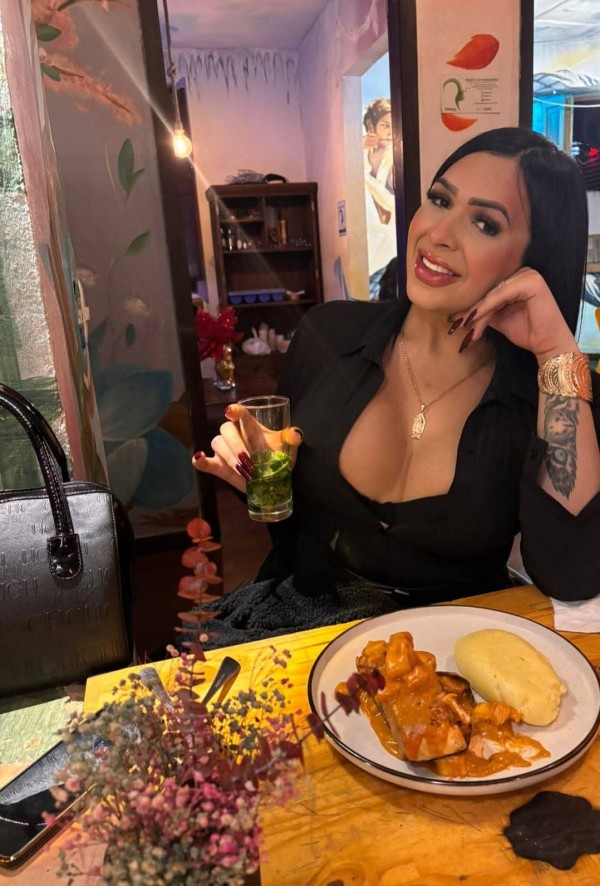 Hermoso trans Venezolana