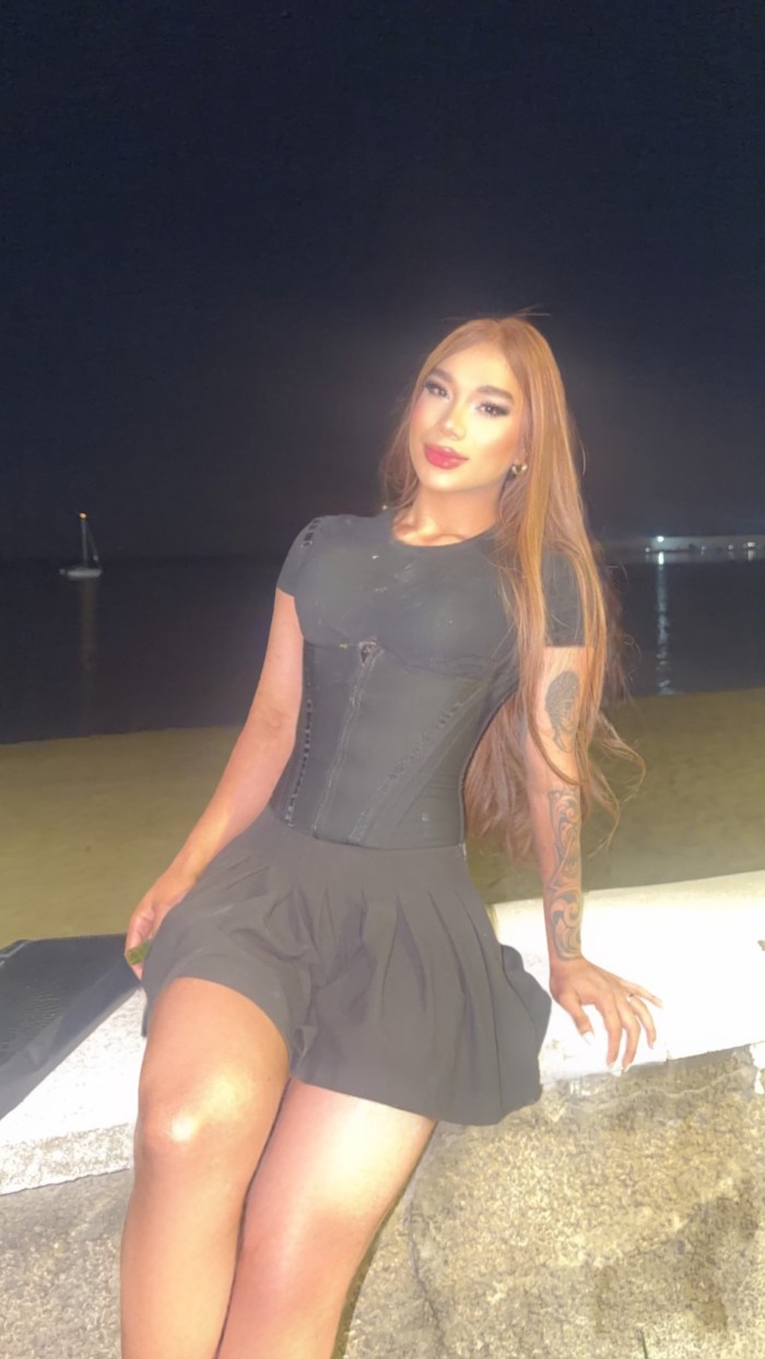 JOVENCITA TRANS MORBOSA VICIOSA Y FIESTERA