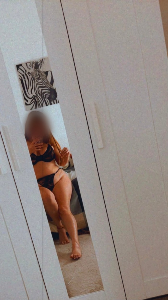 SOLO SALIDAS SEXY PERVERSA CHIQUILLA CACHONDA FIESTERA UNICA PARA TI NOVEDA