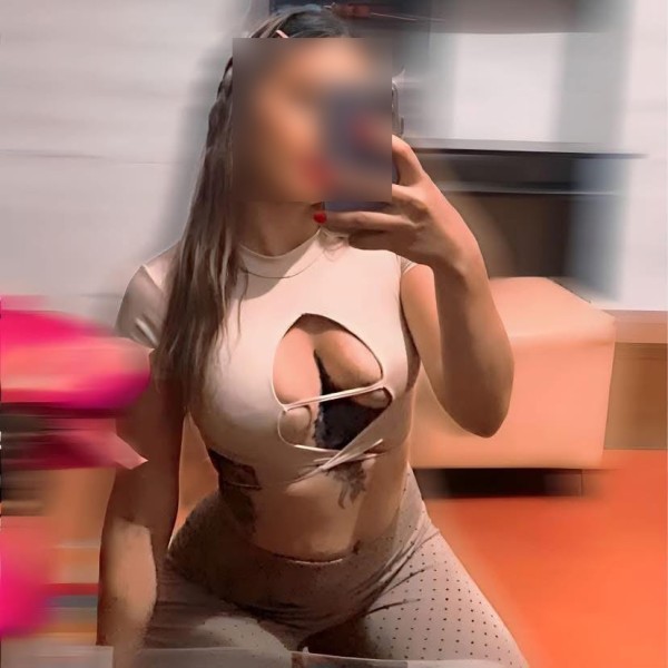 TENTACIÓN Y PLACER SIN LÍMITE FOLLAME DURO