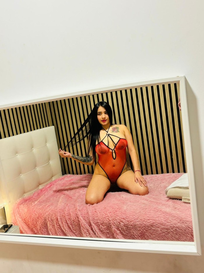 SOFIA 613314277 – COLOMBIANA FIESTERA