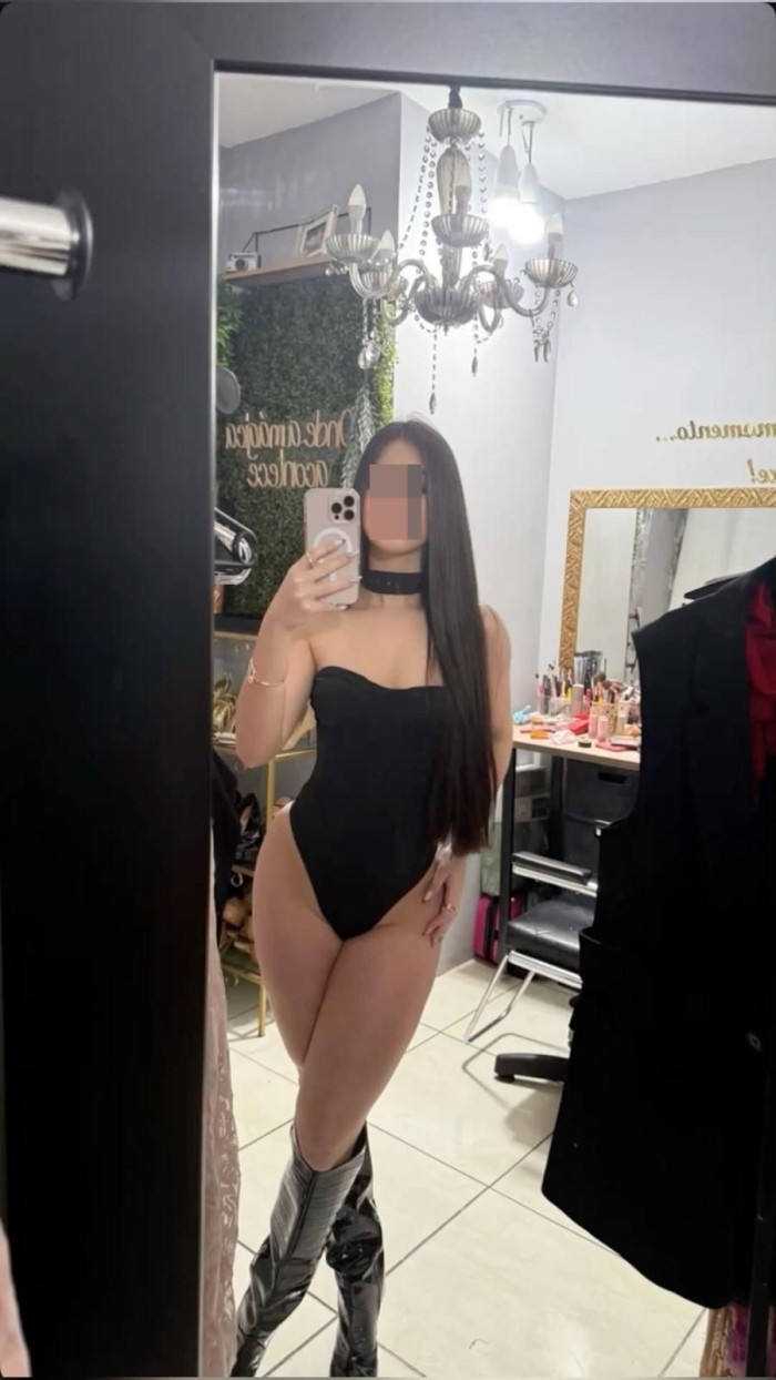 ARDIENTE SENSUAL COMPLACIENTE DIOSA DEL SEXO