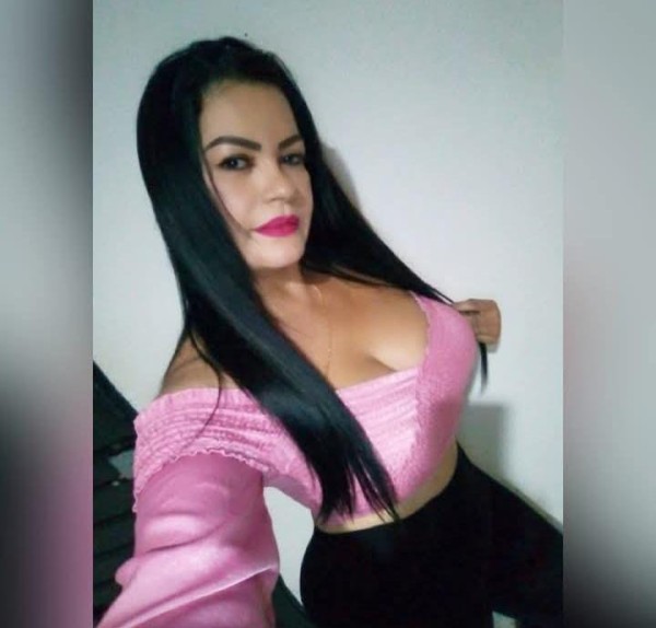 Madurita caliente y complaciente