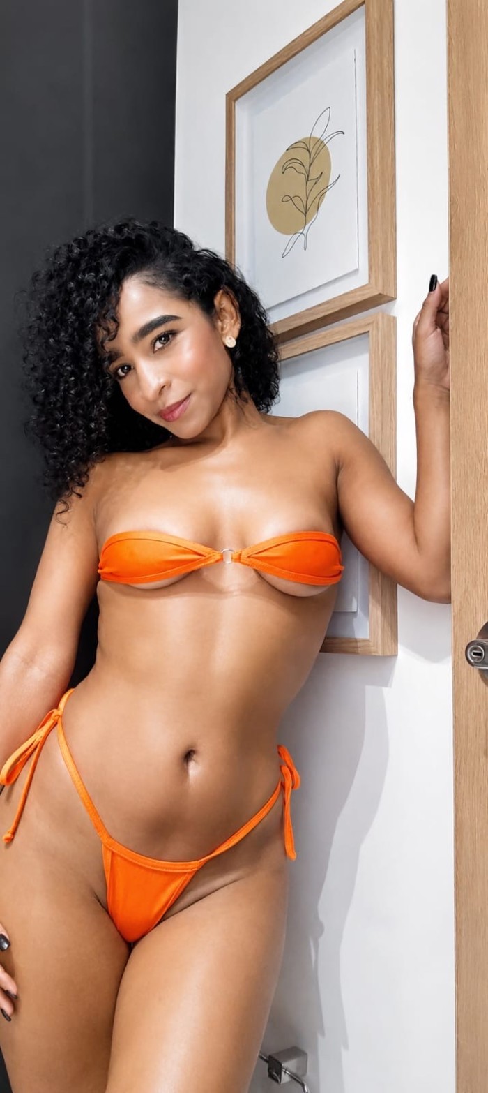 BUSCAS COMPLICIDAD Y UNA SEXY ESCORT? VEN A VERME