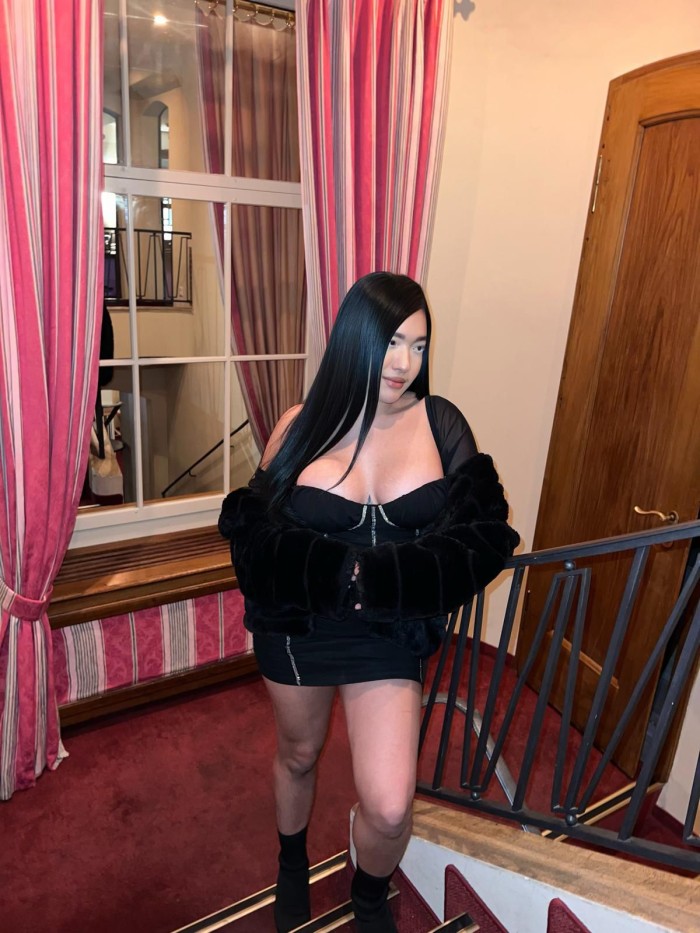 BOMBA DE SEXO COMPLACIENTE A TUS CAPRICHOS