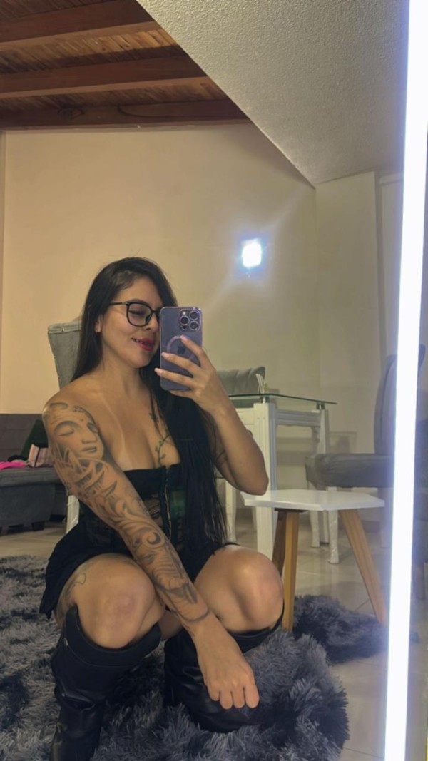 Vive la experiencia con una hermosa como yo