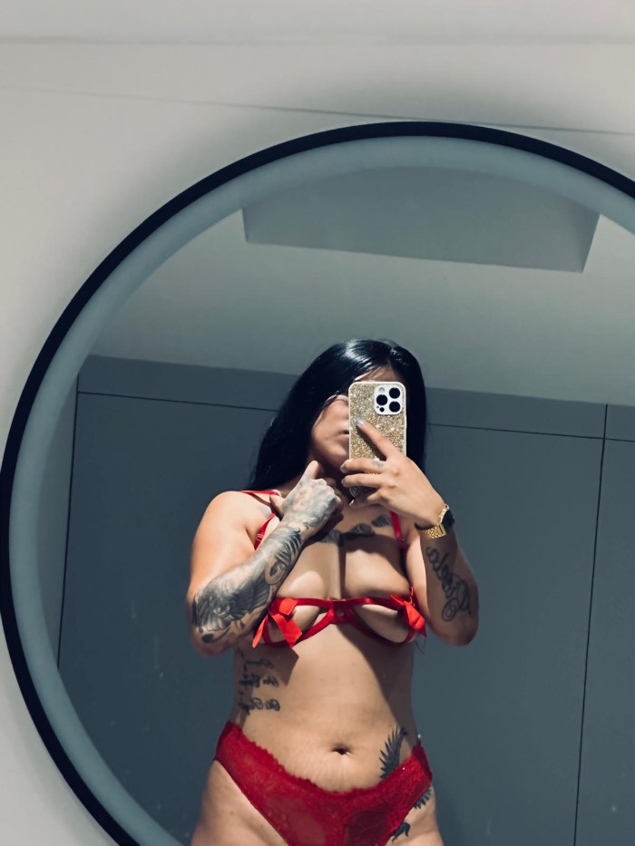 COÑITO ESTRECHO DESEANDO TU POLLON ESCORT DE LUJO EN ARGÜELLES