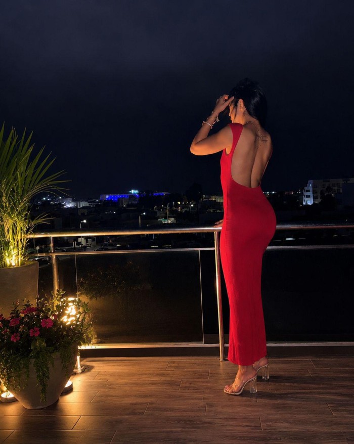 KRISTAL VENEZOLANA CALIENTE, DESCUBREME