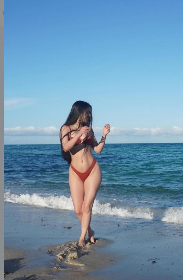 BOMBA DE SEXO COMPLACIENTE EN ZONA FERIA