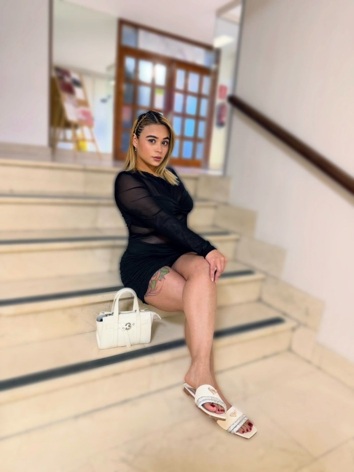 DESEOSA DE MUCHO SEXO ANTOJATE DE MI CUERPO