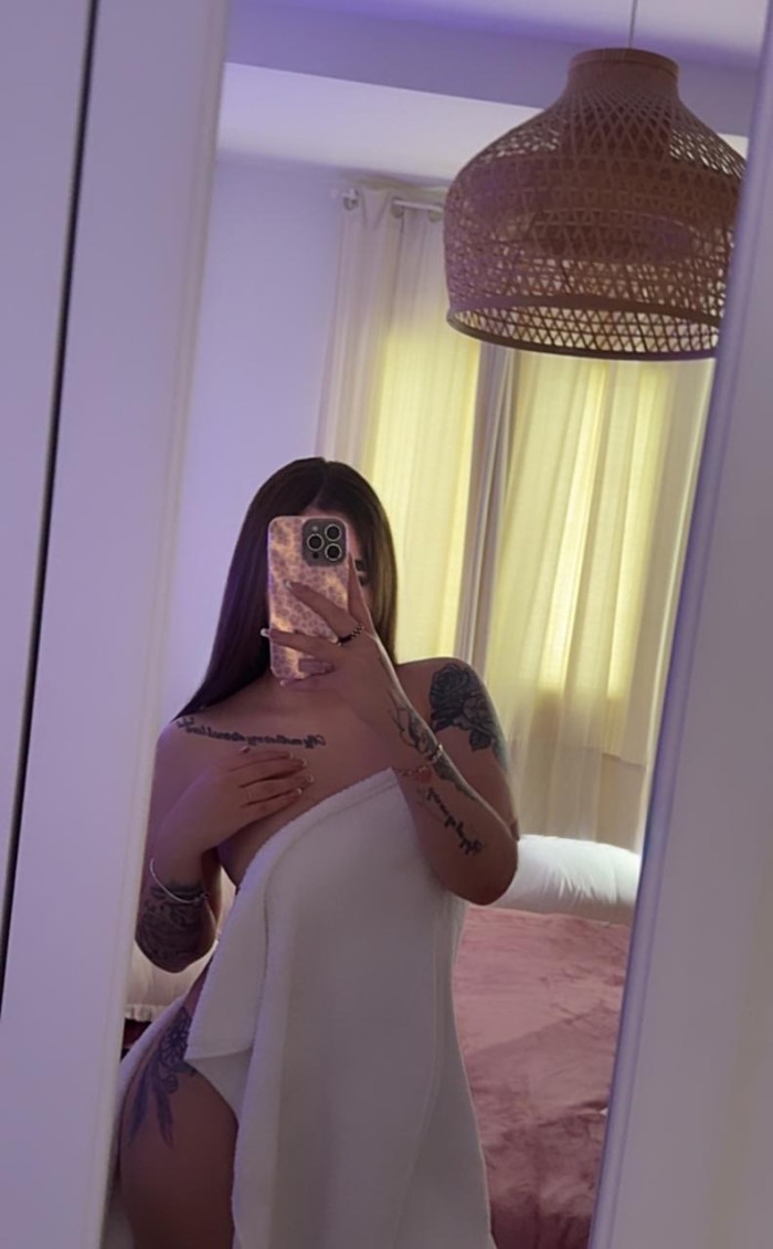 UNA MONITA NUEVA EN LA ZONA