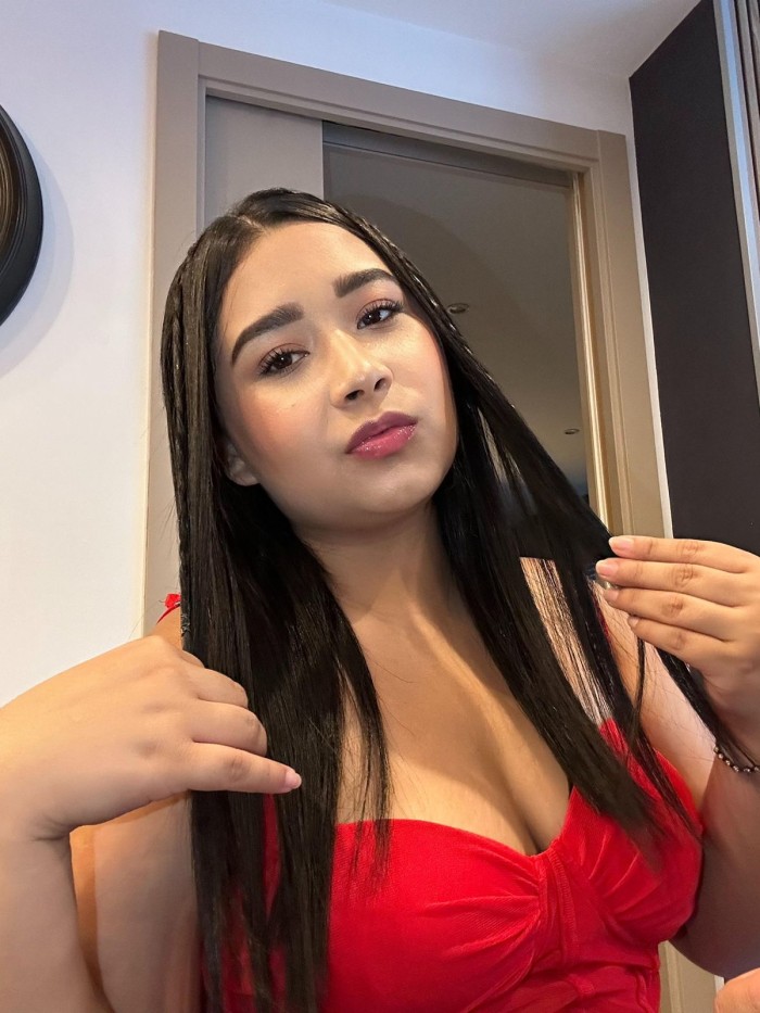 LUJURIA CHICA COLOMBIANA DISPUESTAMUJER ADICTIVA