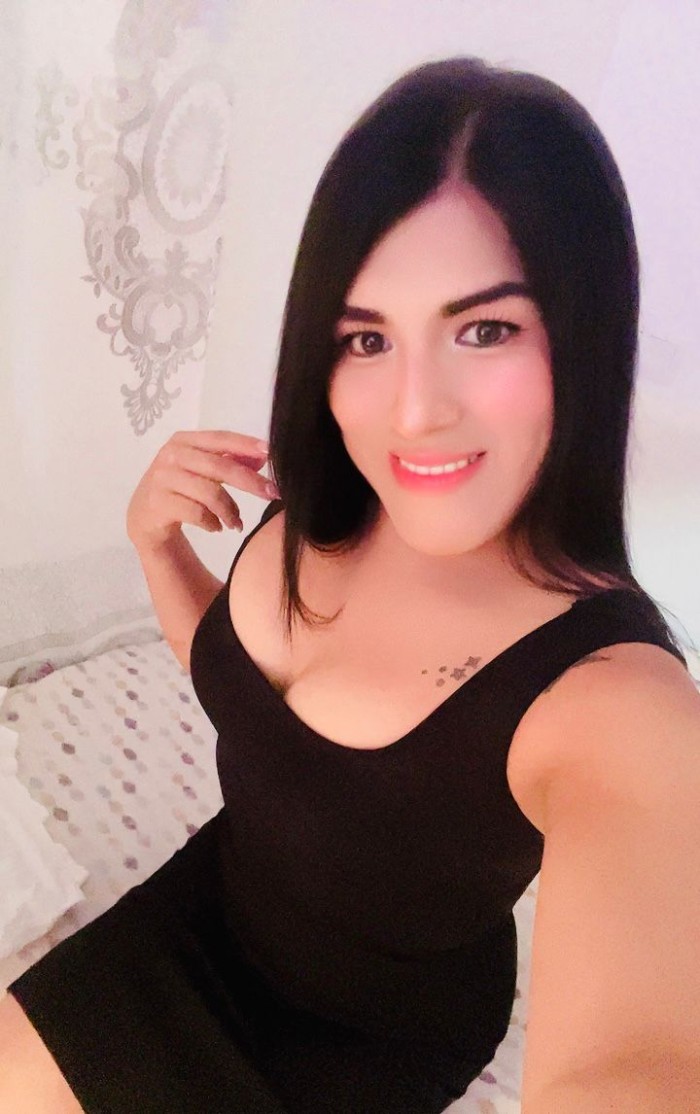 EN PUENTE DE VALLECAS CHICA TRANS FEMENINA APASION