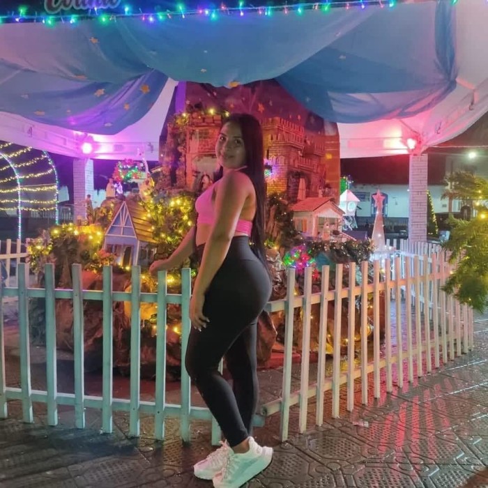 KAROL – COLOMBIANA DE 24 AÑOS EN SANTA MARÍA DE GUÍA