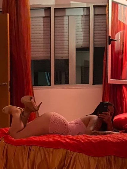 KAROL – COLOMBIANA DE 24 AÑOS EN SANTA MARÍA DE GUÍA