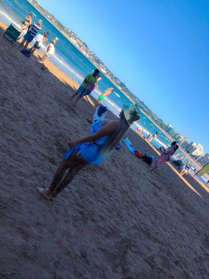Chik colombiana Rubia de paso en Gijón fotos reales y actuales