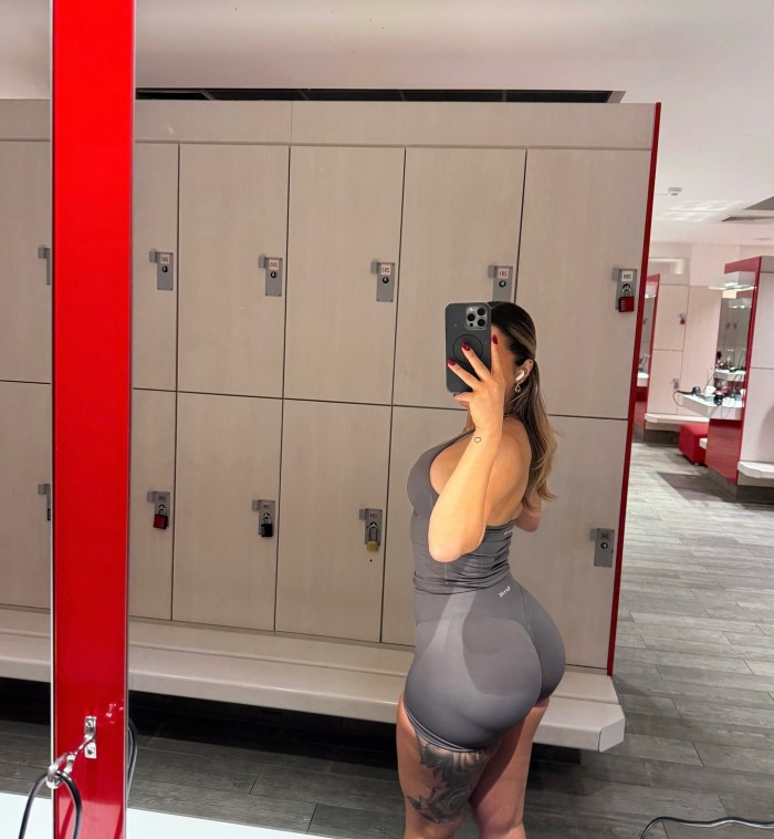 Colombiana grande culo hace super griego
