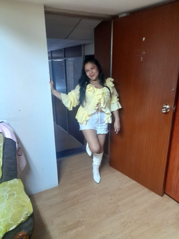 Paloma, preciosa mujer novedad en Torrelavega