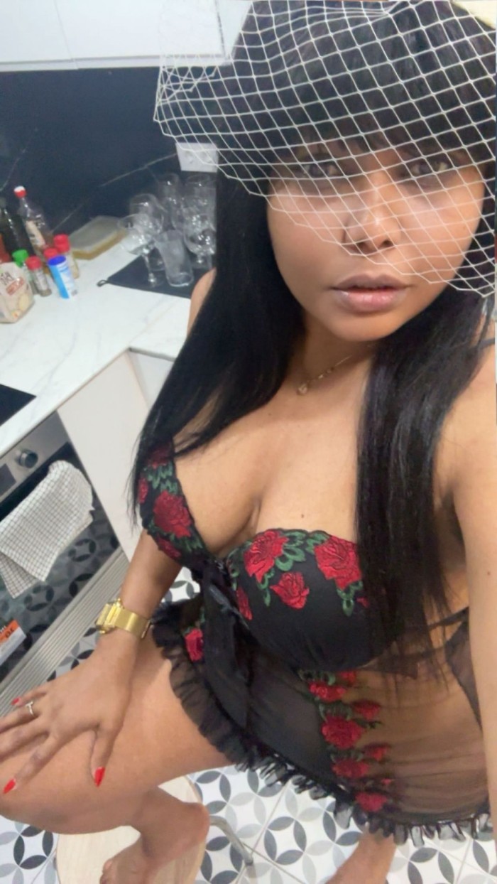 BRUNA BRASILEÑA MUY VICIOSA