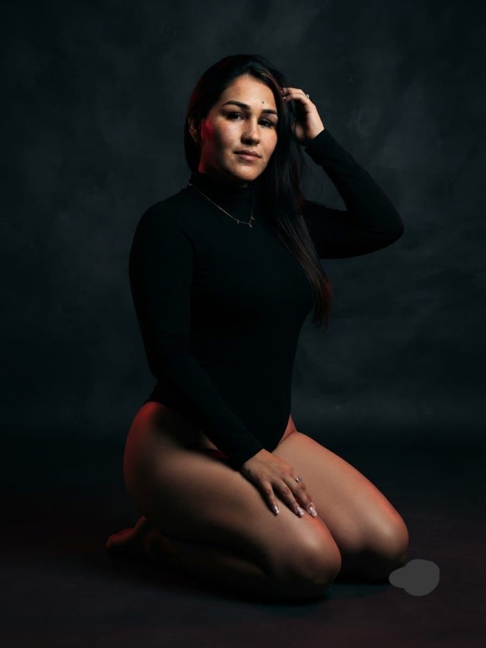VENEZOLANA CON ENCANTO EN SAN SEBASTIÁN DE LOS REY