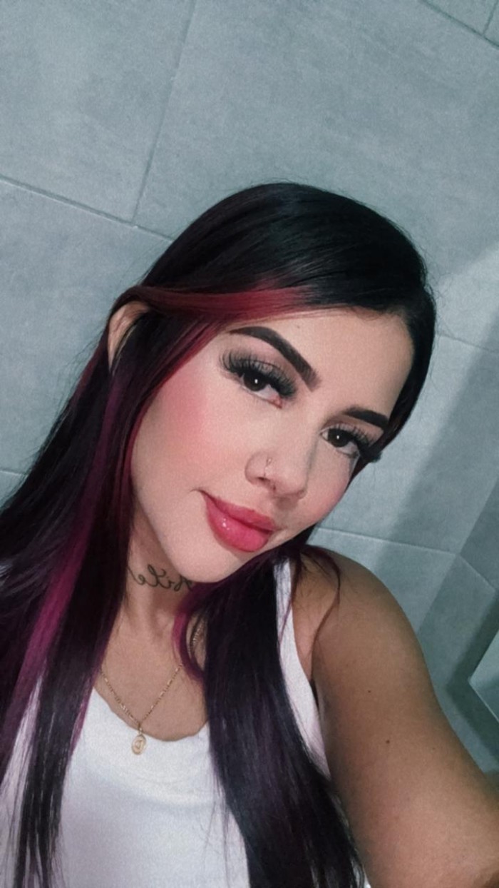 SENSUAL ARDIENTE FIESTERA ESCORT EN MALAGA