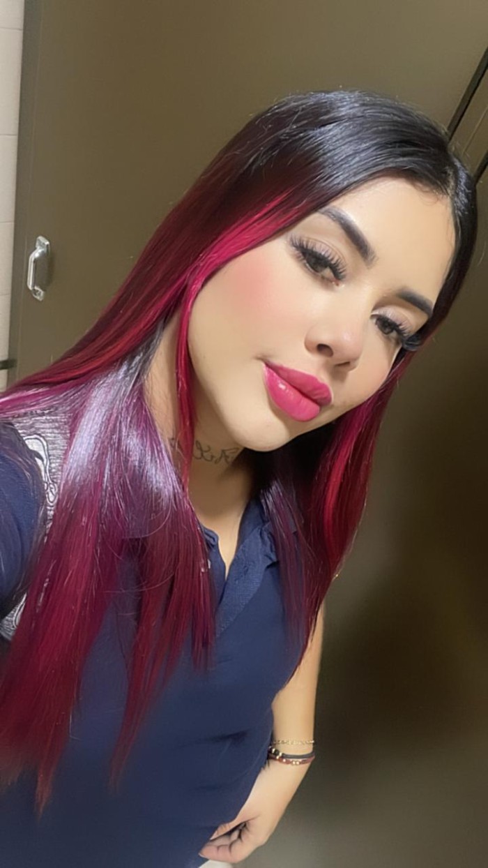 SENSUAL ARDIENTE FIESTERA ESCORT EN MALAGA