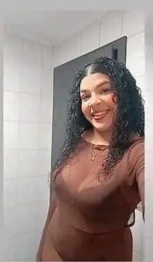MUJER TRAVIESA CON GANAS DE UNA BUENA FOLLADA