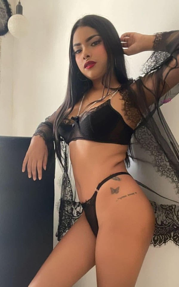 PAULINA ESPECTACULAR SOY LA QUE TE HARA VIBRAR ….
