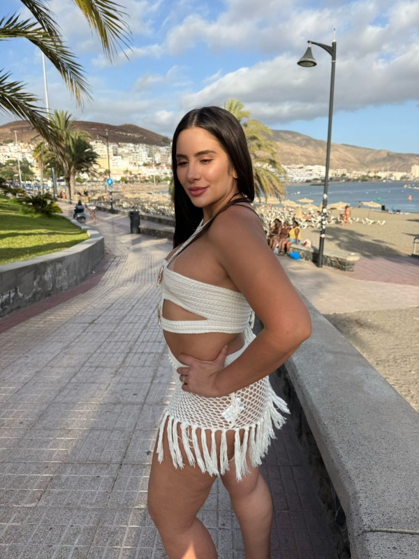 LUCIANA COLOMBIANA COÑITO MOJADITO! FOTOS REALES