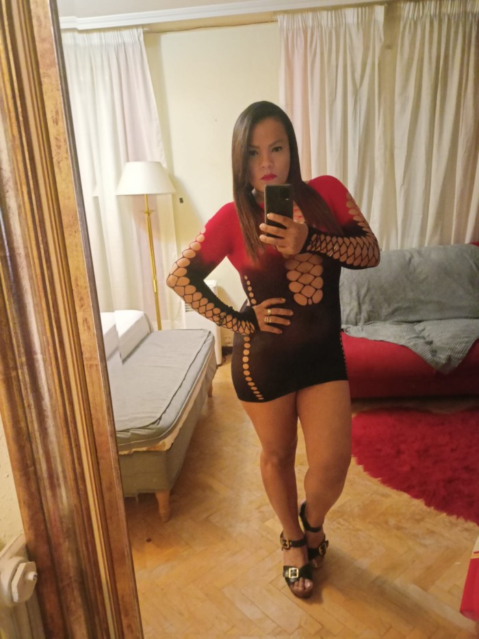 EN LA CORUÑA NOVEDAD DELICIOSA CHICA LISTA PARA FOLLAR