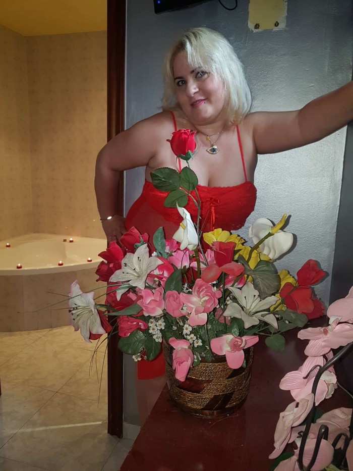 JULIANA BRASILEÑA MUY VICIOSA Y COMPLETA