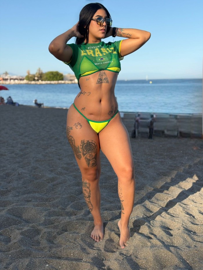 ARDIENTE SENSUAL APASIONADA DESEOSA DE SEXO