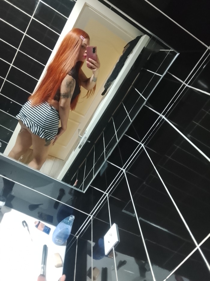Tríos con mi amiga CIS fotos más abajo culo xxl