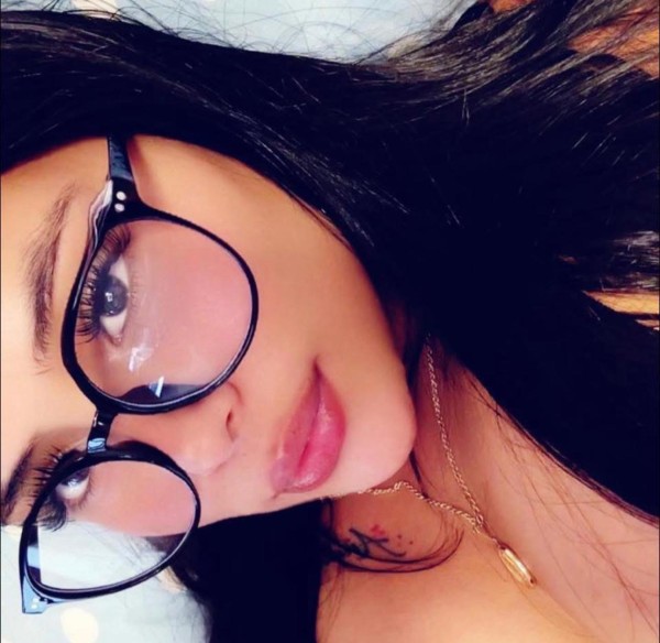 !! PRIMERA VEZ EN LA CORUÑA !! CATALEYA: GUAPA MORENA EN LA CORUÑA CENTRO->