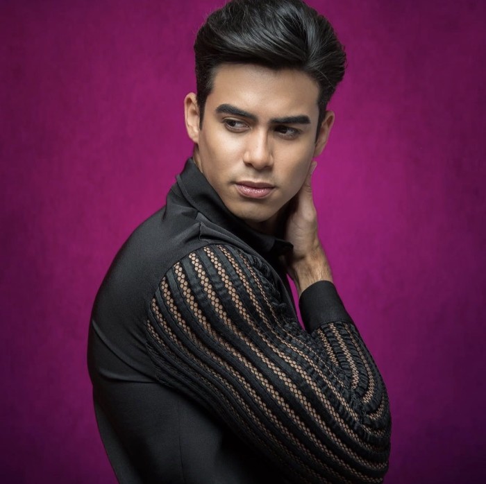 Exclusivo venezolano con cuerpo de fantasia