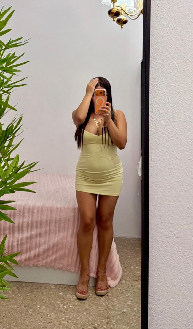 Joven traviesa latina