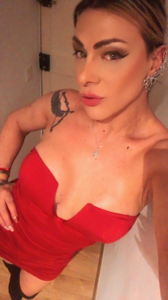 LUANNA TRANS ACTIVA MUY MORBOSA, POCOS DÍAS