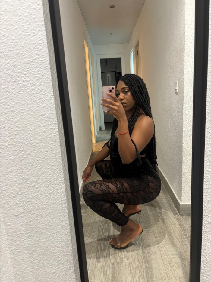 PAPI VEN A SACARME LA LECHE CHUPA MI POLLA Y MIS H