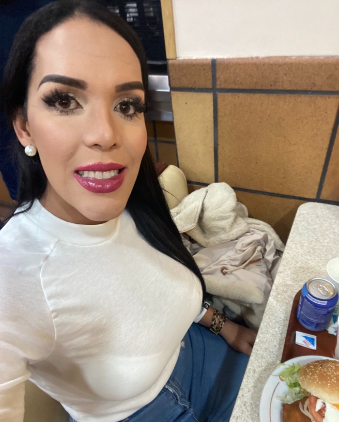 Excelente sexo ORAL Y ANAL para AMBOS