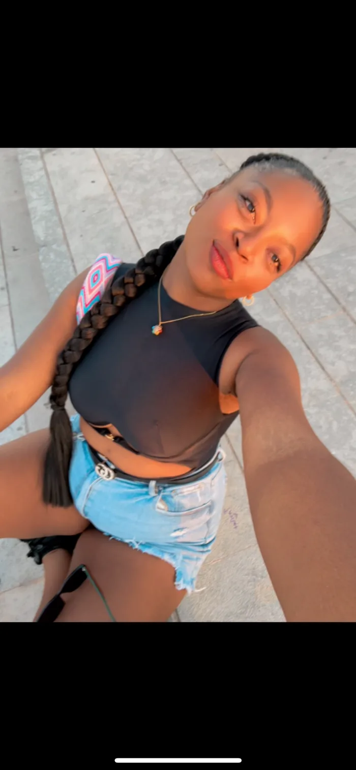 Curvy, 24horas, copas, masajes, salidas y fiesta últimos días
